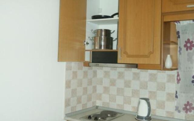 Daniela Apartments