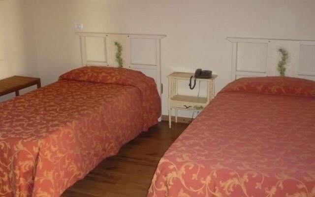 Hotel Julia Villa Maggi Ponti