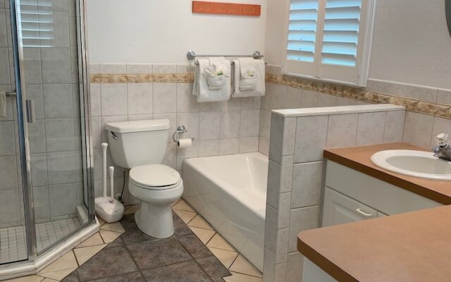 Jamaica Royale - 021 - 1 Br Condo