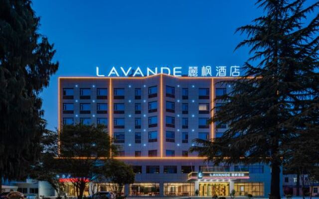 Lavande Hotel (Xingping Maweiyi Hangkong Square)