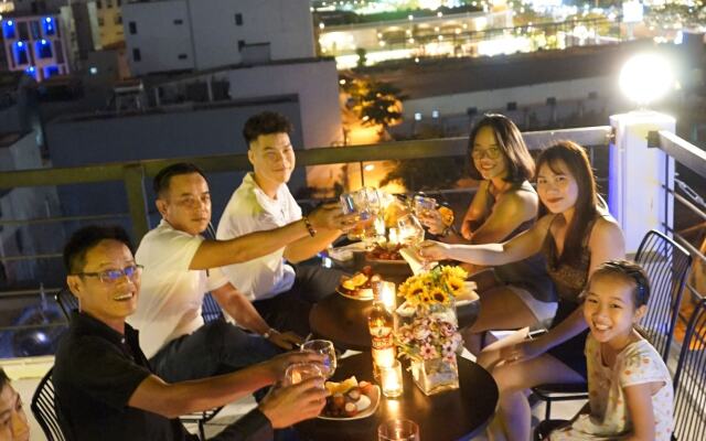 Oasis Hotel & Apartment