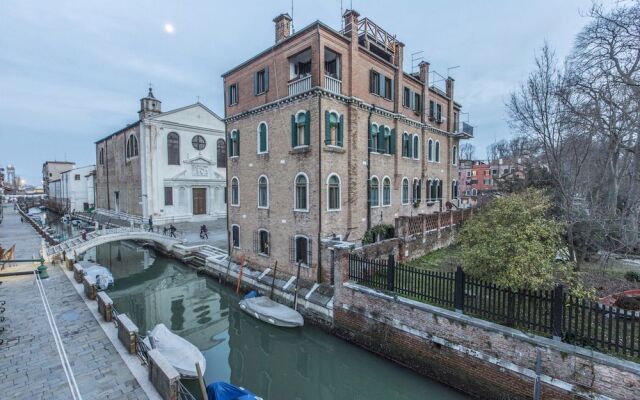 Biennale Giardini Apartment