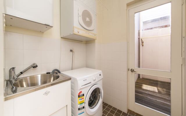 Inner Western Suburbs Retreat