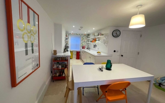 Beautiful 4 Bedroom Family Home in Clerkenwell