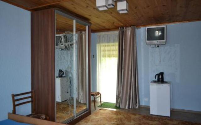 Guest House Primorskaia 7