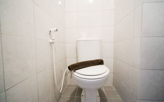 Comfy And Spacey 2Br Apartment At Suncity Residence