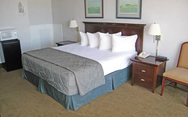 Neptune Park Inn