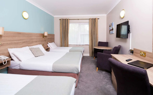 Treacys West County Hotel Ennis