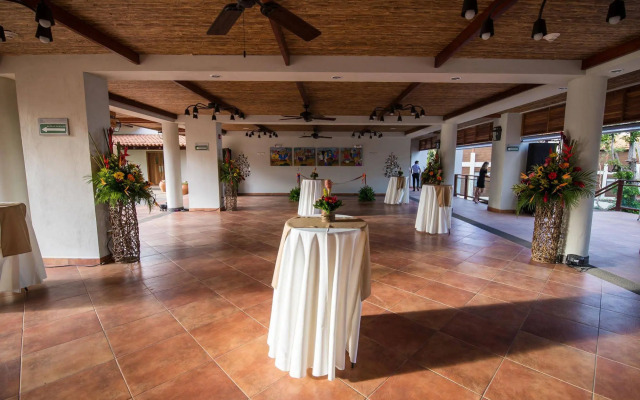 Pacaya Lodge & Spa