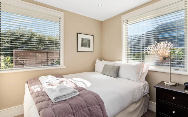 Stewart Lodge Luxury Spa