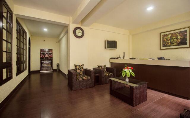 FabHotel Oak Ridge Retreat