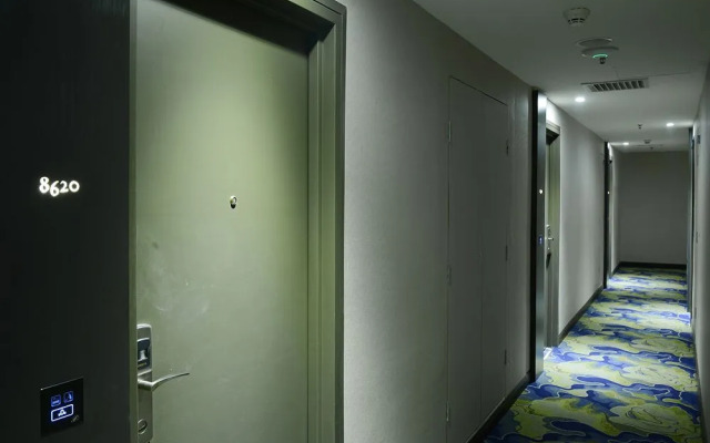 Pacific Express Hotel