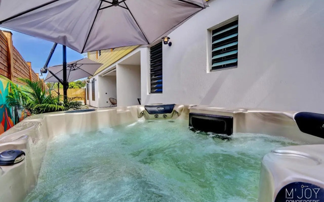 Ylangae DODO avec Jacuzzi à 150m du lagon