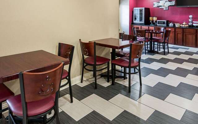 Econo Lodge Inn & Suites Natchitoches