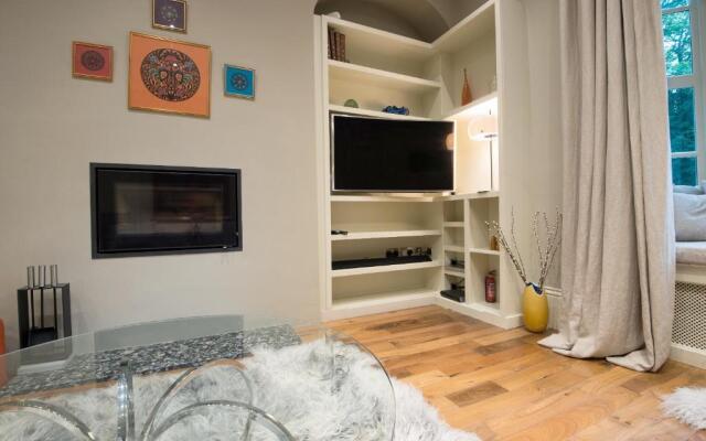 Apartment 1 The Grove