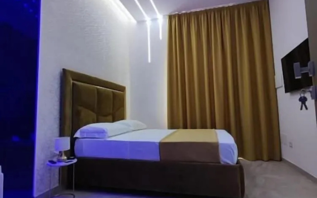 Twin Towers Naples Luxury