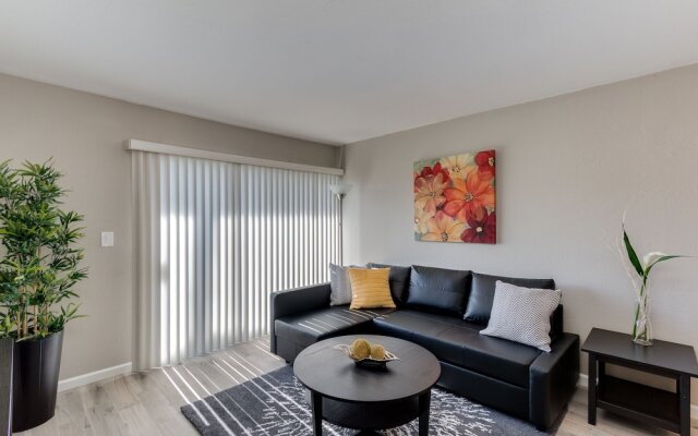 Camelback House 1 Bedroom 1 Bathroom Condo