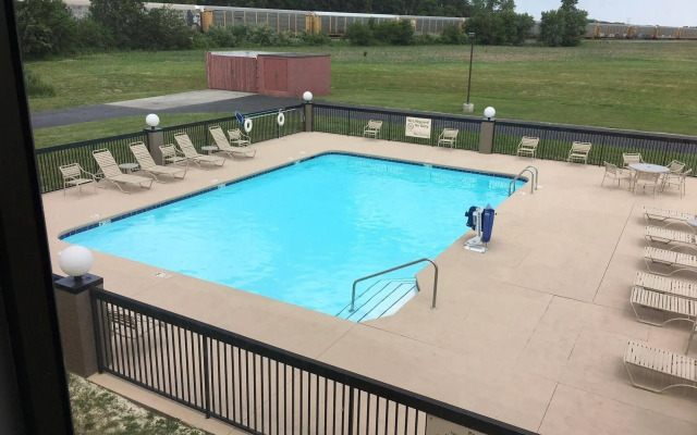Country Inn & Suites by Radisson, Sandusky South, OH