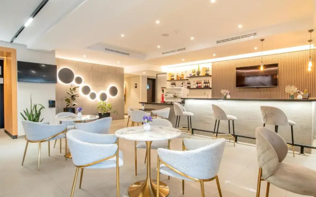 Loft Hotel Apartment