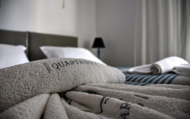 Quartano Luxury Cycladic Residence