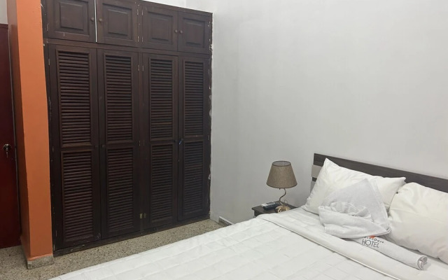 Seven Days Hotel B&B