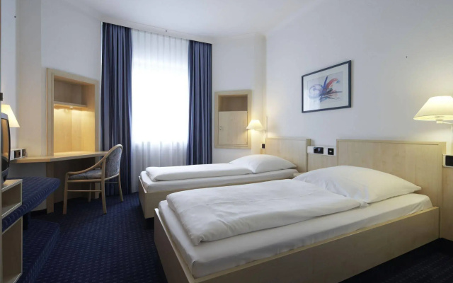 Отель Erfurt City Center by Leonardo Hotels