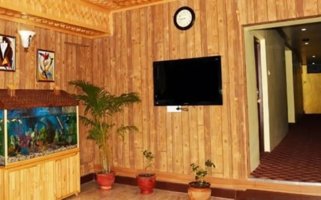 Aala Residency