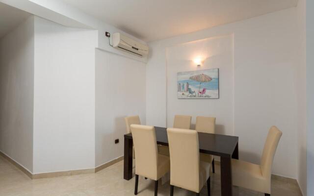 Adriatic Raf Apartments