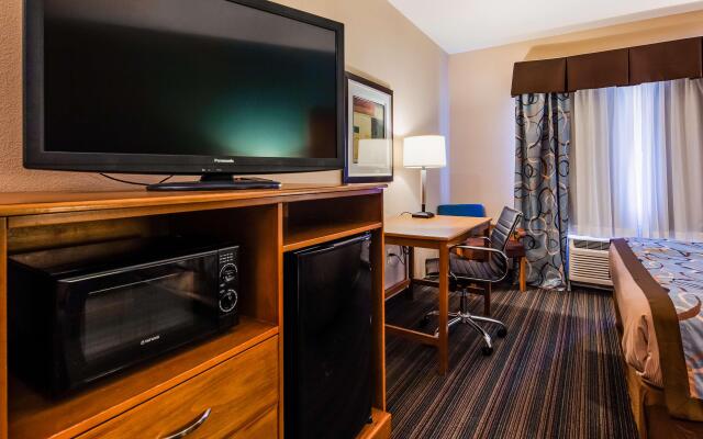 Best Western Plus Seminole Hotel & Suites