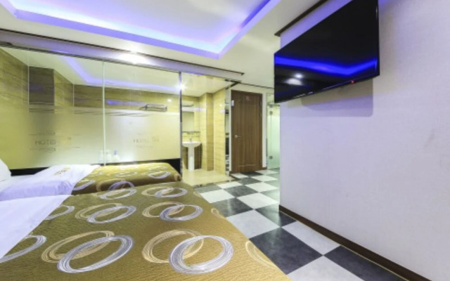 M Hotel
