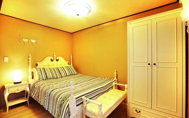 Flower field Pension