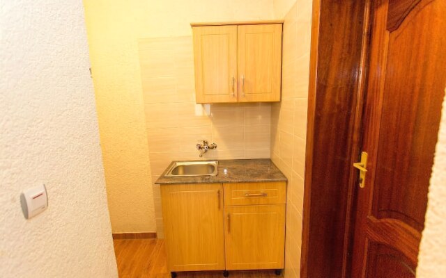 Eden Escape Apartments