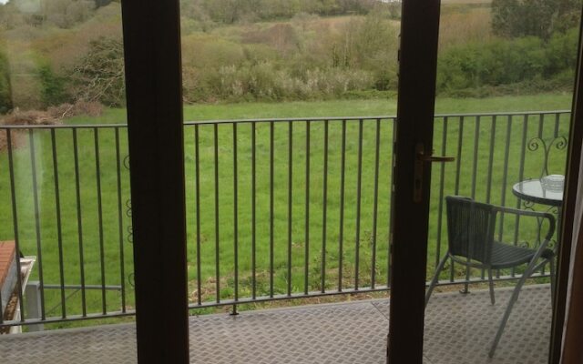 The Luxury Bluebell Apartment Suite With Wheelchair Access