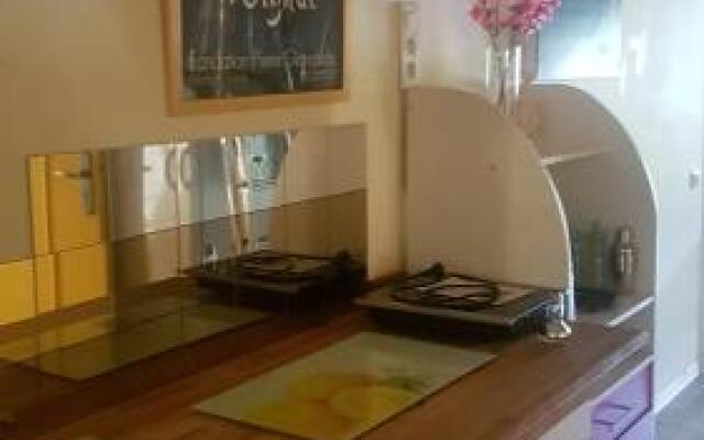 Gite face à la rivière -proche du pont du Gard-