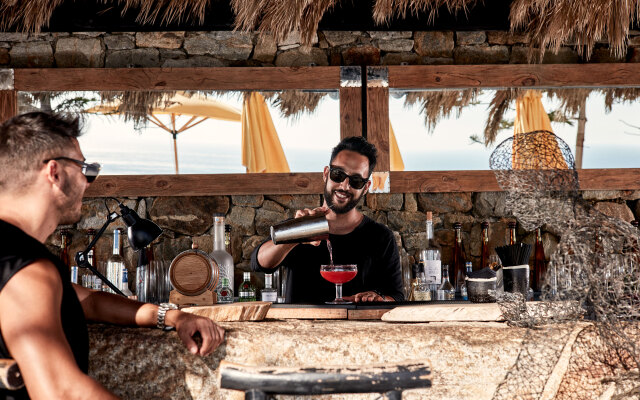 Myconian Utopia Relais & Chateaux