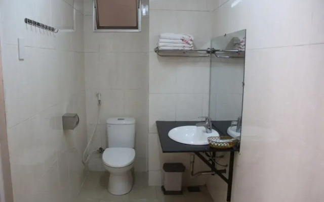 A Dong Hotel DL - by BAY LUXURY