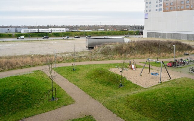 Spacious Modern 3-bedroom Apartment Near Metro Station in Copenhagen Ørestad