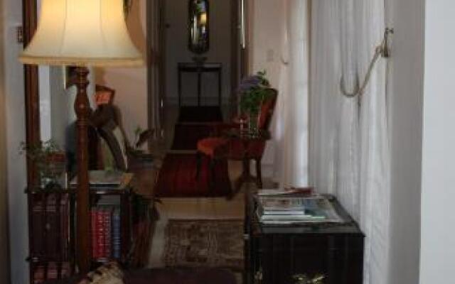 Hermanus Dorpshuys Guesthouse