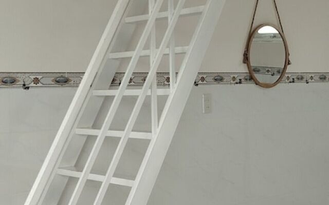 Vibi motel Hòn Rơm