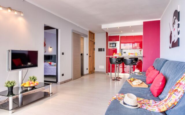Y5G. Modern and Super Central Apartment in Playa Las Américas