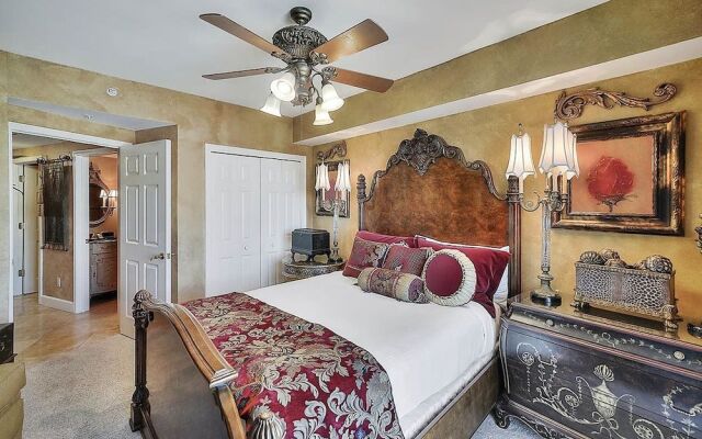 Maison Par Leau by RedAwning