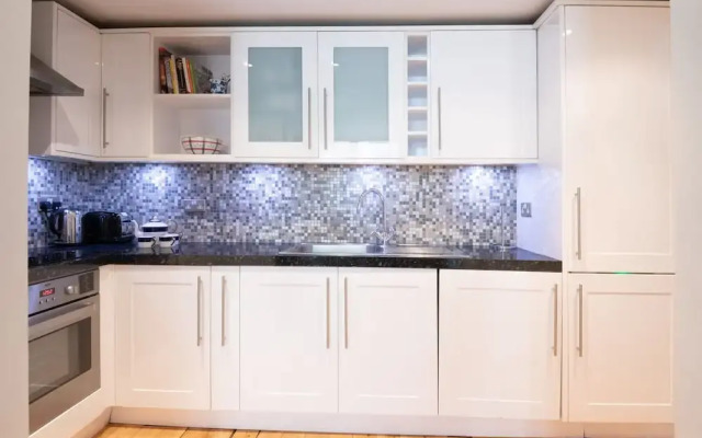 Delightful Kensington Home close to Hyde Park