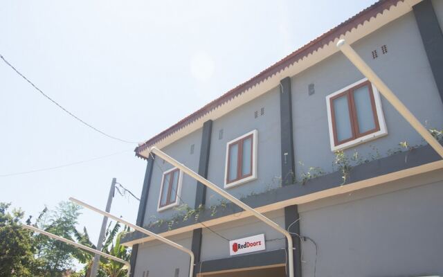 RedDoorz Syariah near UNTAG Banyuwangi 2