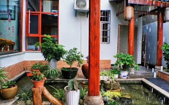Tianjia Courtyard Inn