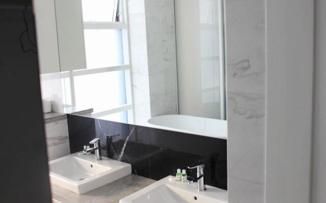 Queens Suite at Platinum