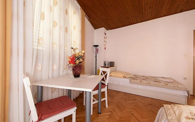 Apartment Tucepi 6695a
