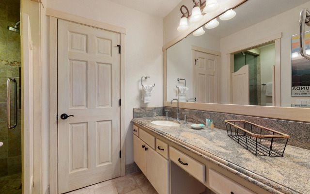 Mammoth West #115 Condo