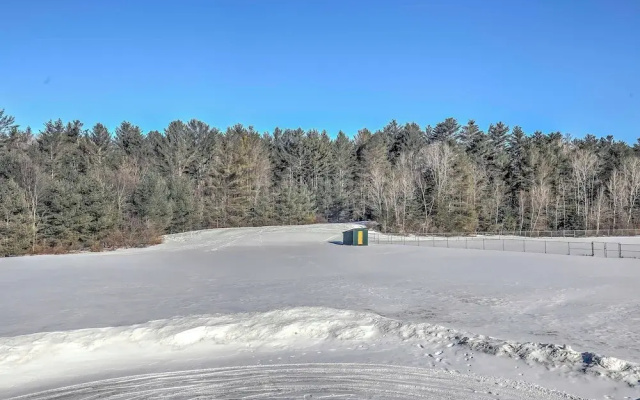 East Burke Home on Kingdom Trails: Near Ski Resort