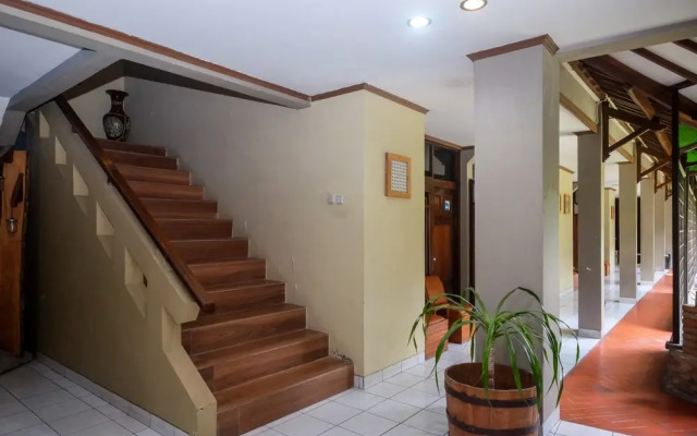 Urbanview Hotel Syariah Wisnugraha by RedDoorz