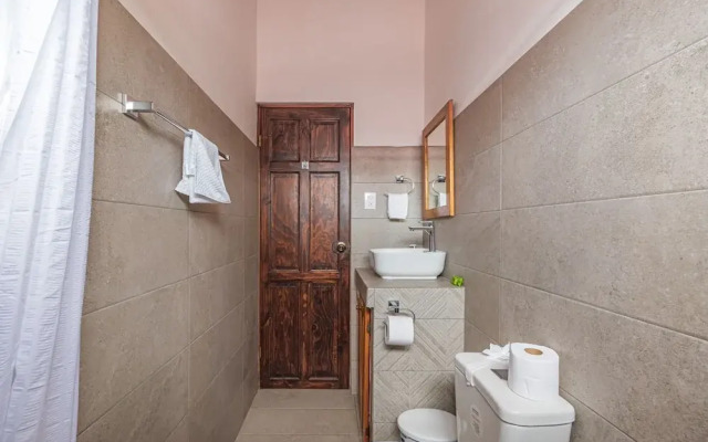 Ola Bonita BeachFront Apart Hotel